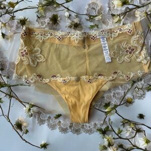 ✨ La Perla Gold Embroidered Mesh Lingerie Shorts Size US | Med Made In Italy ✨